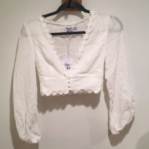 PRINCESS POLLY- white cropped blouse